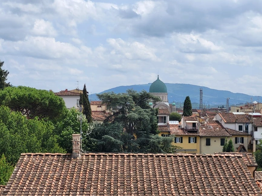 Facciata storica dell'istituto a Firenze